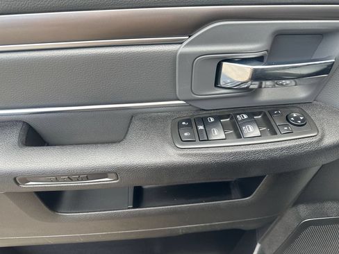 Used 2021 RAM 1500 Classic SLT w/ Electronics Group AWD/4WD image 26