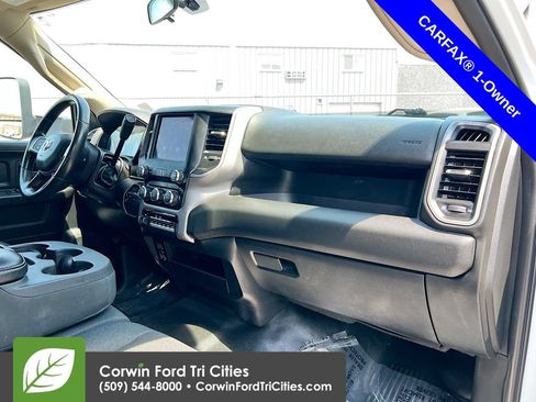 Used 2020 RAM 5500 Tradesman w/ Chrome Appearance Group AWD/4WD image 25
