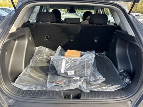 New 2026 Hyundai Kona SE image 18