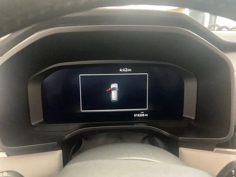 Used 2025 Mitsubishi Outlander AWD image 9