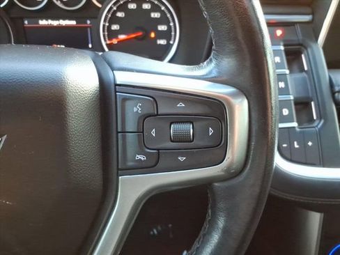 Used 2021 Chevrolet Tahoe LT w/ LT Signature Package image 36