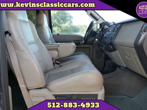 Used 2010 Ford F250 XLT image 16