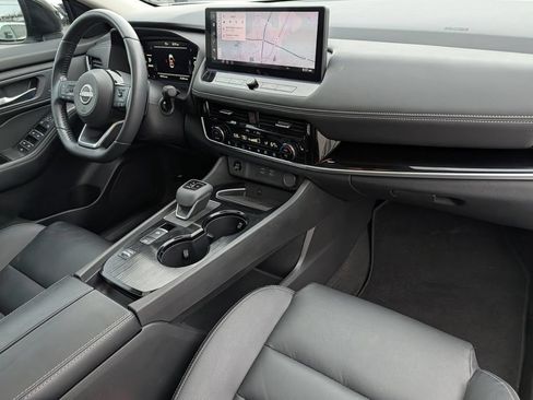 Used 2024 Nissan Rogue SL w/ SL Premium Package FWD image 34