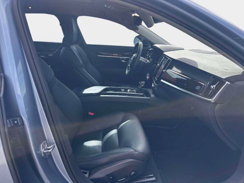 Used 2019 Volvo S90 T5 Momentum FWD image 7
