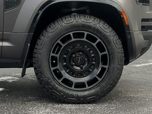 New 2026 Land Rover Defender 110 OCTA AWD/4WD image 14