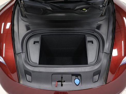 Used 2022 Porsche Taycan 4 Cross Turismo w/ Technology Package image 93