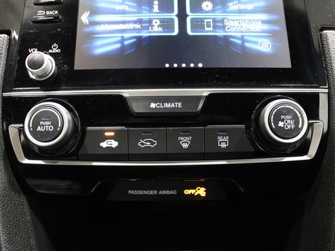 Used 2020 Honda Civic Sport image 16