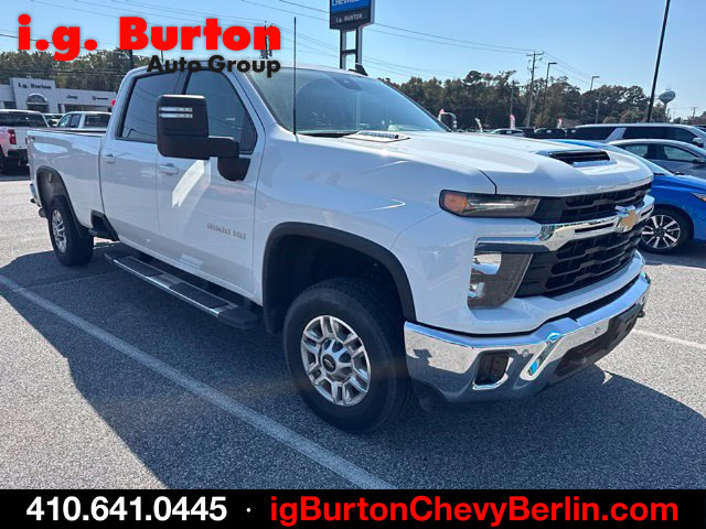 Used 2025 Chevrolet Silverado 2500 LT w/ Safety Package AWD/4WD image 7