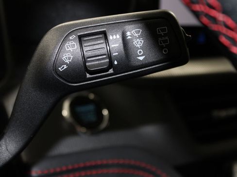 Used 2025 Ford Explorer ST image 26