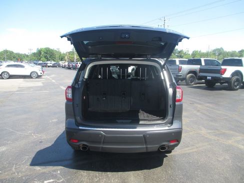 Used 2019 Subaru Ascent Limited w/ Popular Package #3 AWD/4WD image 9
