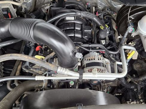 Used 2020 RAM 1500 Tradesman w/ Chrome Plus Package RWD image 30