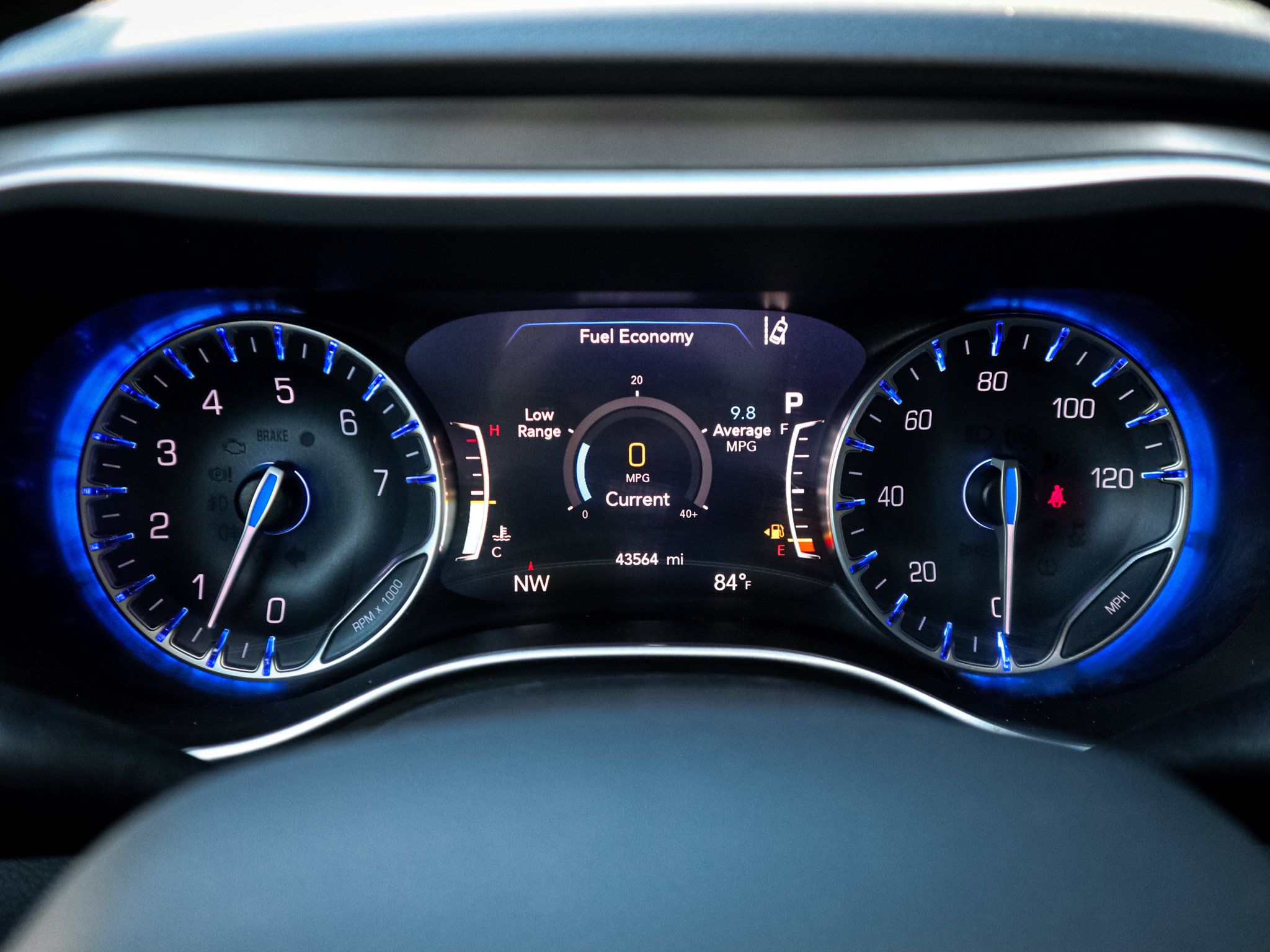 Used 2025 Chrysler Pacifica Select FWD image 21