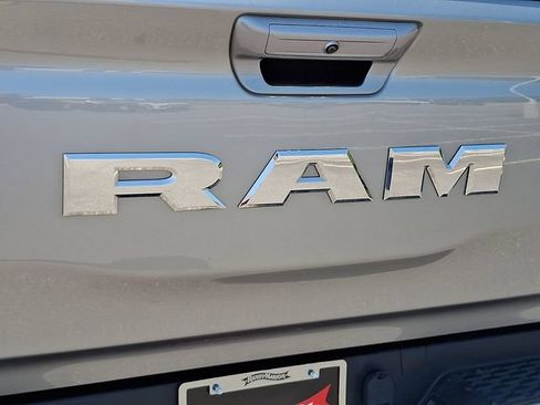 Used 2025 RAM 1500 Big Horn AWD/4WD image 30