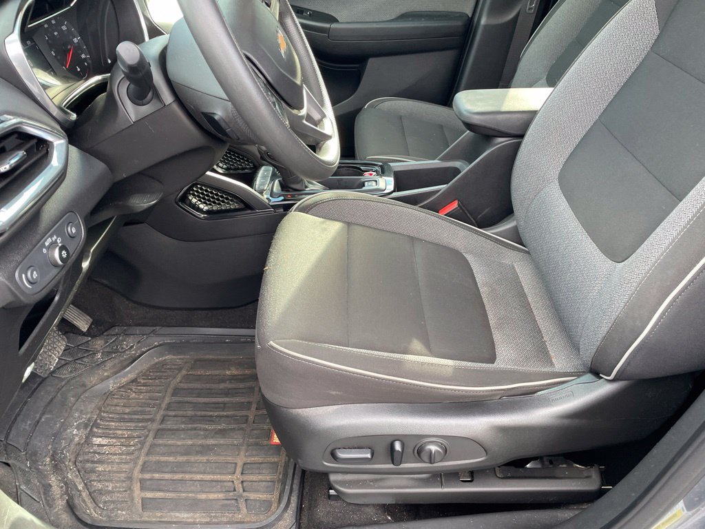 Used 2021 Chevrolet TrailBlazer LT FWD image 19