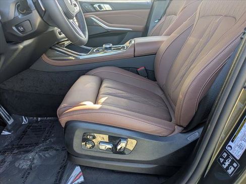 New 2026 BMW X7 M60i w/ Executive Package AWD/4WD image 4