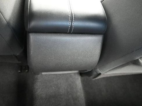 Used 2024 Nissan Altima 2.5 SV FWD image 18