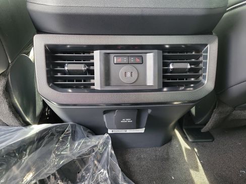 New 2026 Ford F350 Platinum image 15