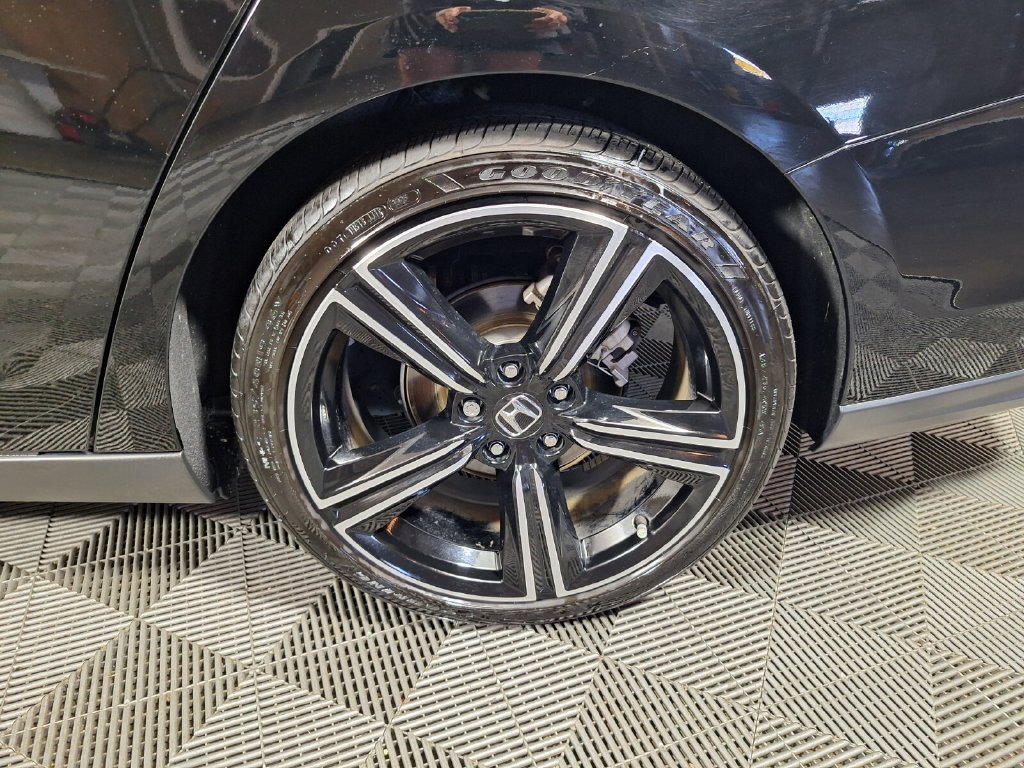 Used 2025 Honda Accord Sport image 24