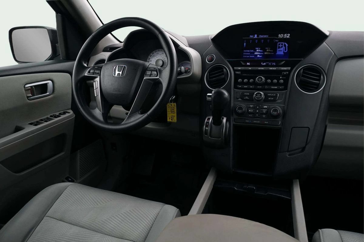 Used 2015 Honda Pilot LX image 28