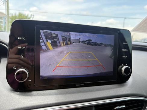 Used 2022 Hyundai Santa Fe XRT FWD image 17