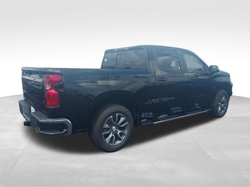 New 2026 Chevrolet Silverado 1500 LT w/ Z71 Off-Road Package AWD/4WD image 5