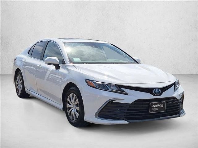 Used 2024 Toyota Camry LE w/ Audio Upgrade Package FWD image 3