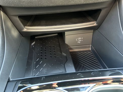 New 2026 Chrysler Pacifica Limited image 23