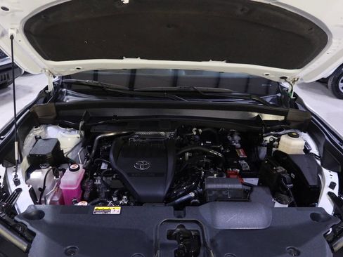 Used 2024 Toyota Grand Highlander FWD image 9