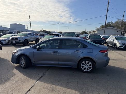 Used 2021 Toyota Corolla LE image 8