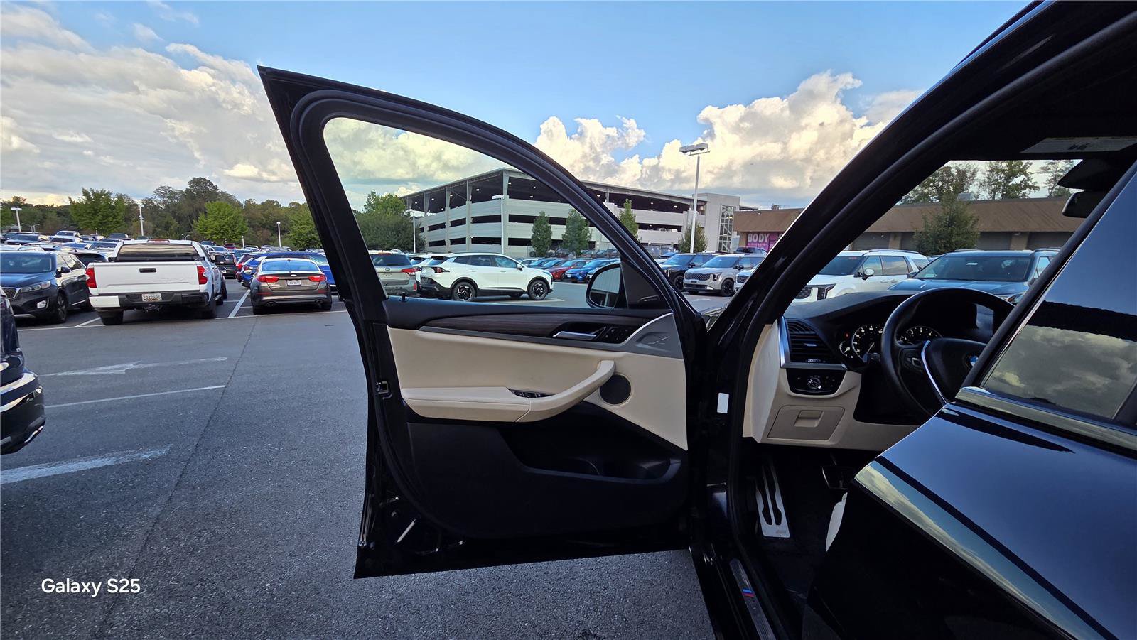 Used 2019 BMW X3 xDrive30i AWD/4WD image 14