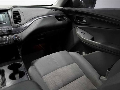 Used 2014 Chevrolet Impala LS image 11
