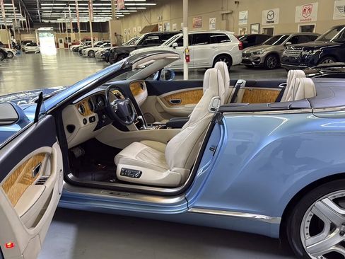 Used 2013 Bentley Continental GT image 15