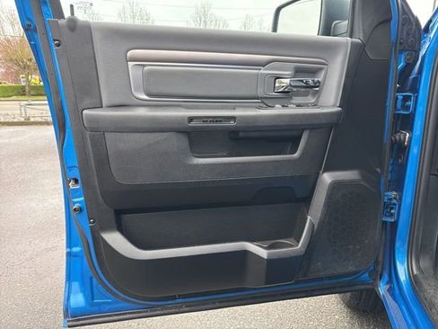 Used 2024 RAM 1500 Classic SLT image 25