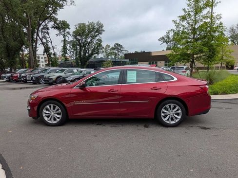 Used 2021 Chevrolet Malibu LT FWD image 7