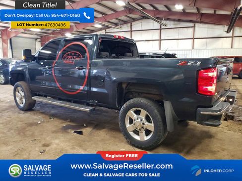 Used 2018 Chevrolet Silverado 2500 LT w/ LT Convenience Package image 3
