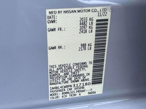 Used 2023 Nissan Altima 2.5 SR w/ SR Premium Package image 18