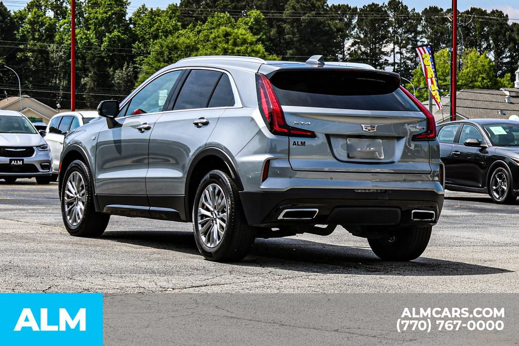 Used 2024 Cadillac XT4 Premium Luxury FWD image 6