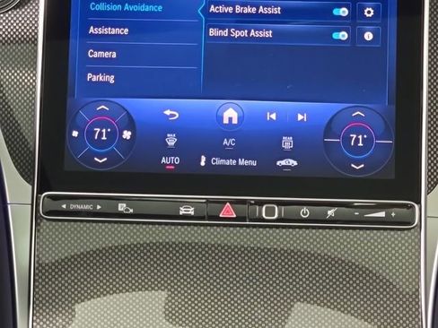 Used 2026 Mercedes-Benz GLC 300 4MATIC image 22