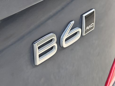 Used 2023 Volvo XC90 B6 Plus w/ Protection Package AWD/4WD image 34
