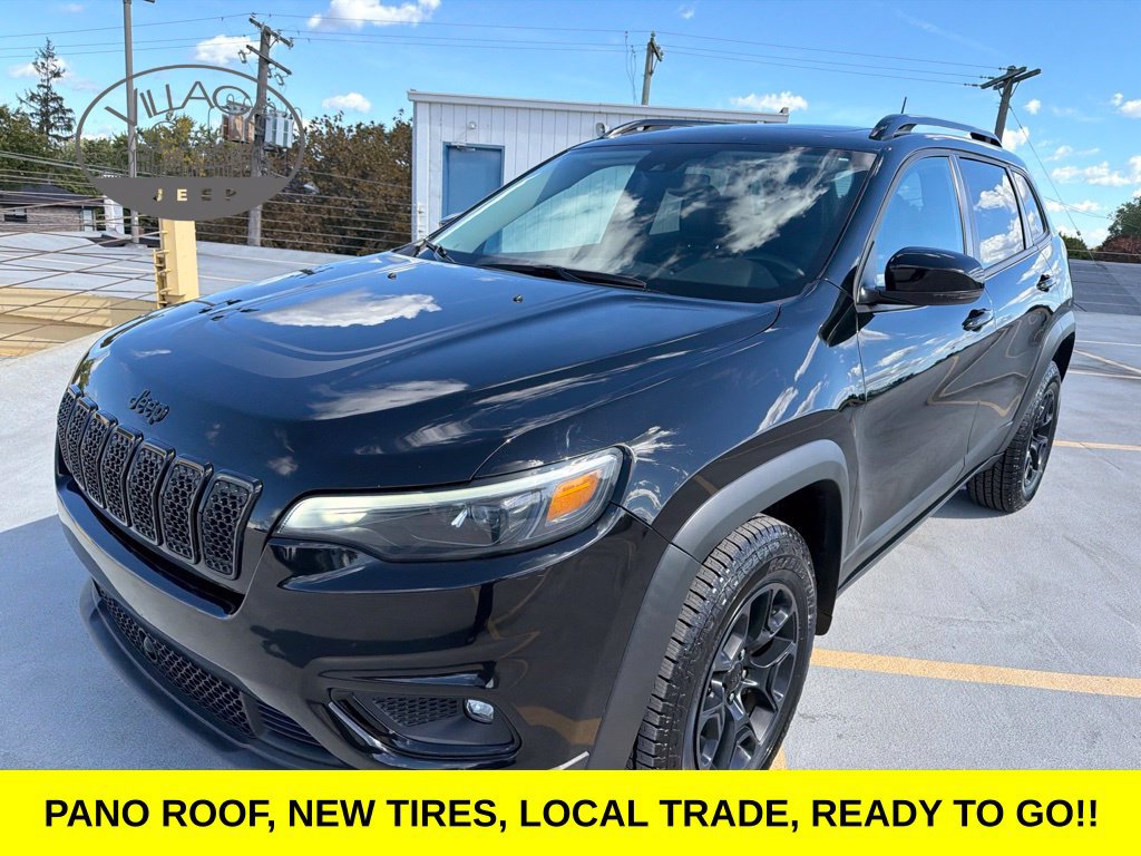 Used 2022 Jeep Cherokee Latitude w/ Sun & Sound Group AWD/4WD image 4