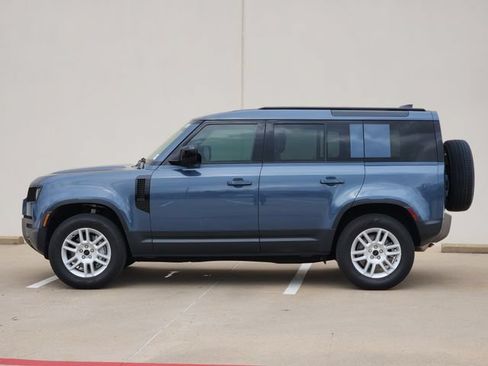 Used 2026 Land Rover Defender 110 S AWD/4WD image 4