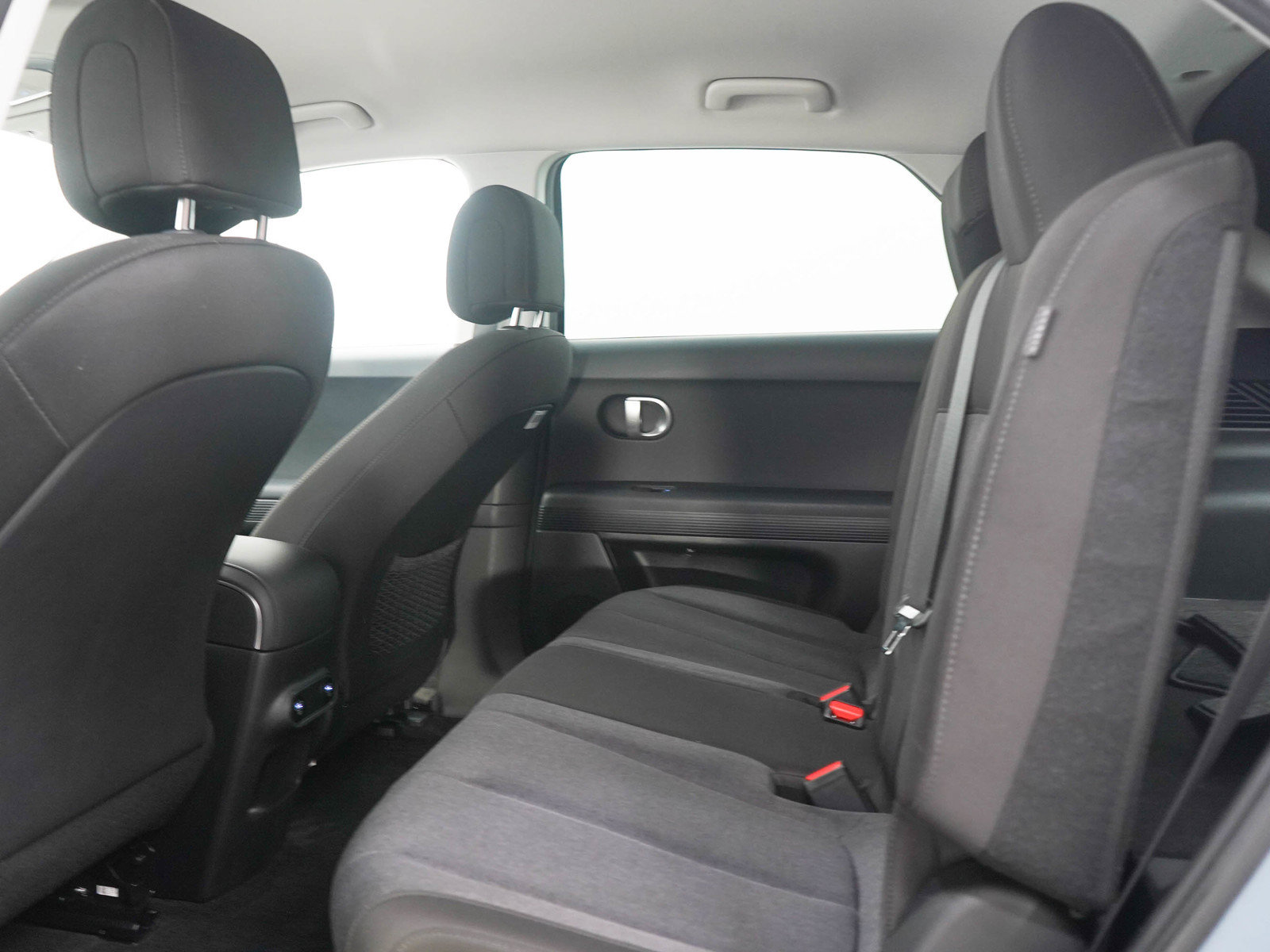 Certified 2024 Hyundai Ioniq 5 SEL AWD/4WD image 14