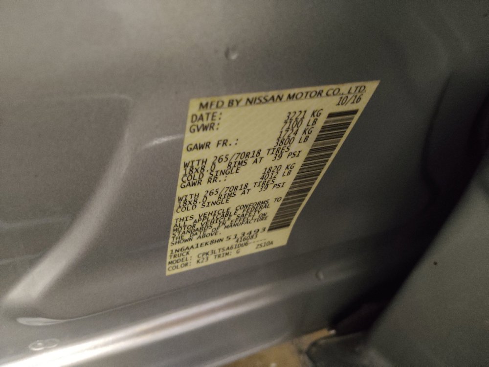 Used 2017 Nissan Titan SV RWD image 33