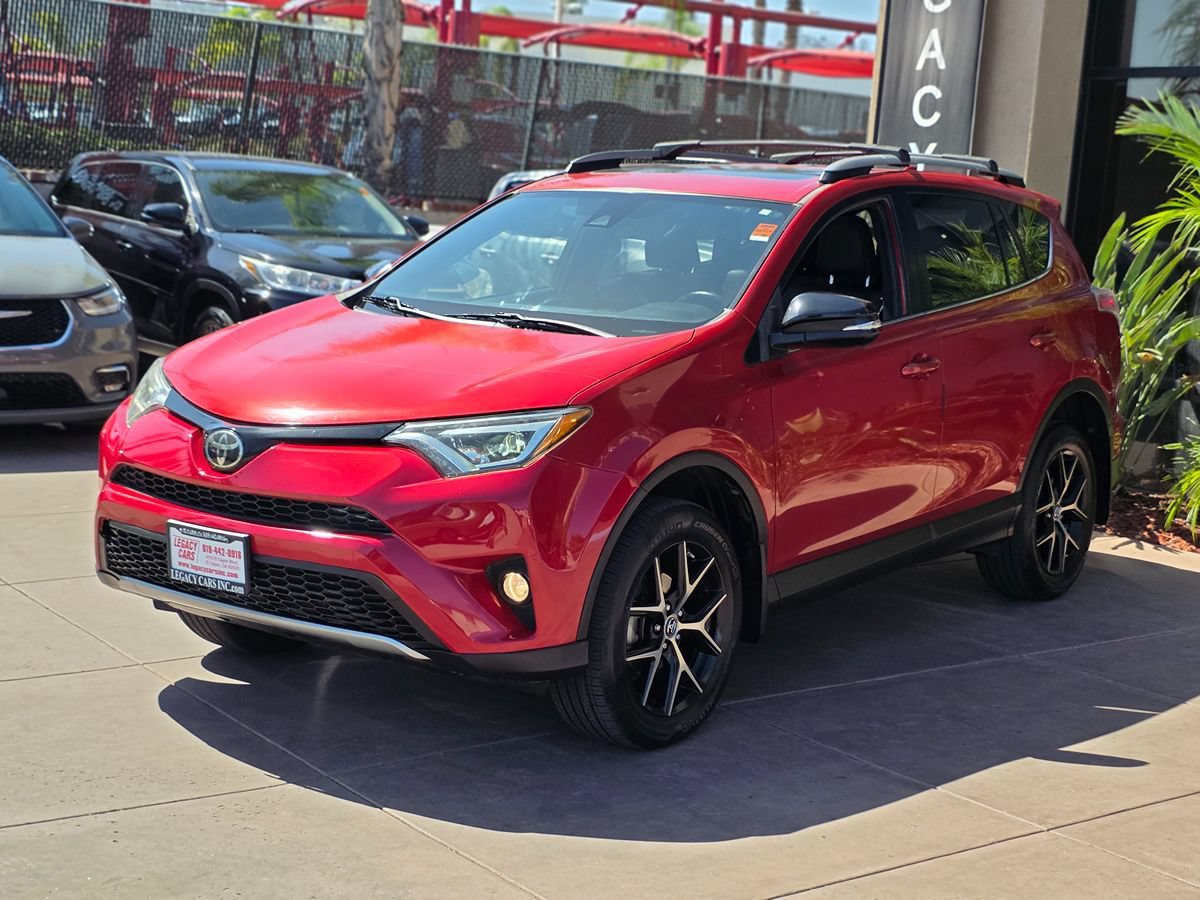 Used 2017 Toyota RAV4 SE FWD image 5
