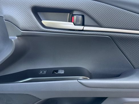 New 2026 Toyota Camry Hybrid FWD image 20