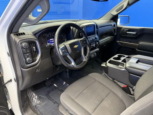 Used 2021 Chevrolet Silverado 1500 LT AWD/4WD image 12
