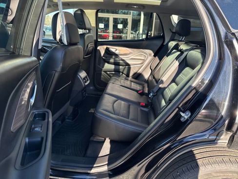 Used 2023 GMC Terrain Denali w/ Black Diamond Edition image 30