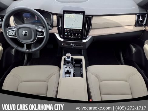 Used 2026 Volvo XC90 B6 Plus w/ Protection Package Premier AWD/4WD image 21
