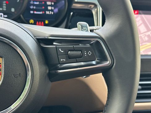 New 2026 Porsche Macan image 27