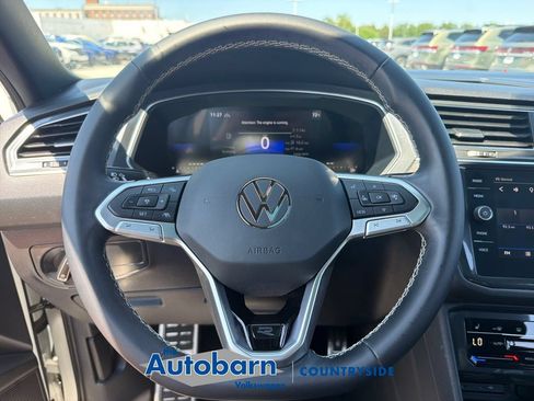 Certified 2023 Volkswagen Tiguan SE R-Line AWD/4WD image 11